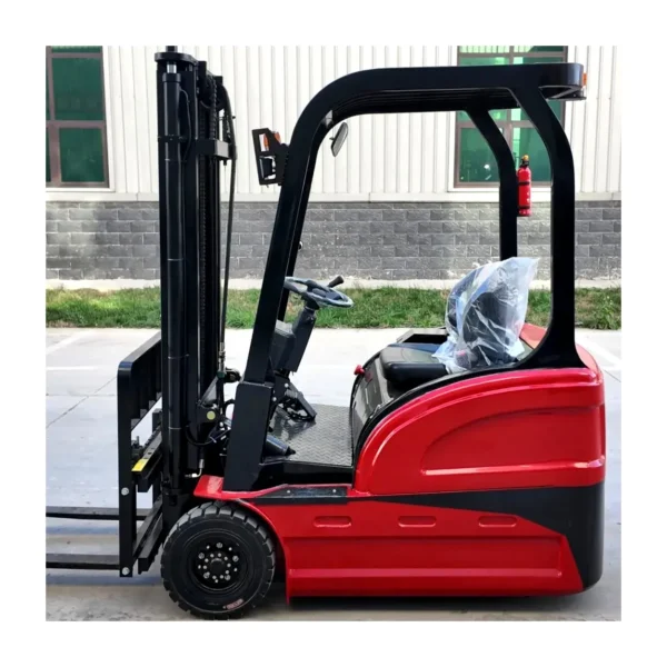 1 (1) Three wheeled electric forklift
