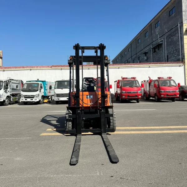 4 new 1.5 ton electric forklift