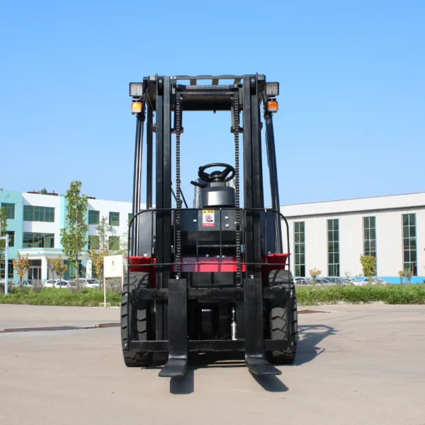 IMG_1857 2 ton diesel forklift