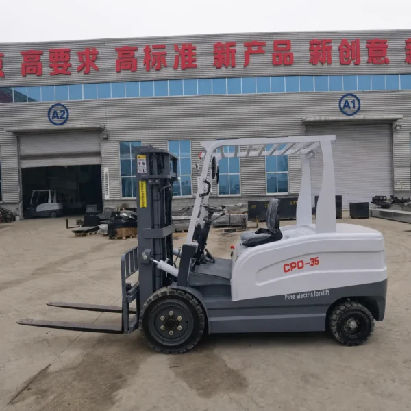 1 new 3.5 ton electric forklift