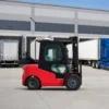 scene_07_dock dual power forklift with cabin